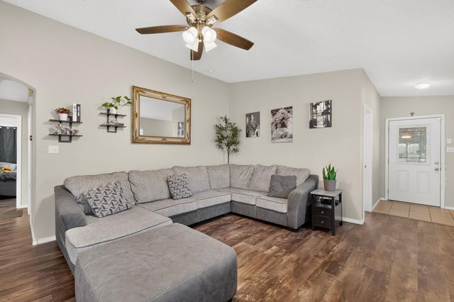 10716 Beaker Road SW, Albuquerque, NM 87121