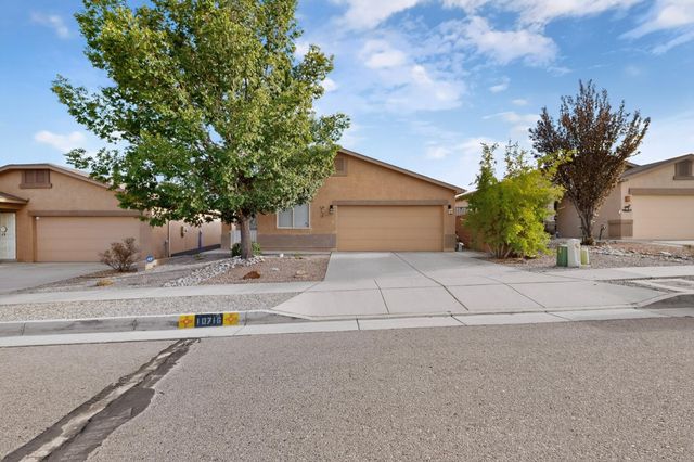 10716 Beaker Road SW, Albuquerque, NM 87121