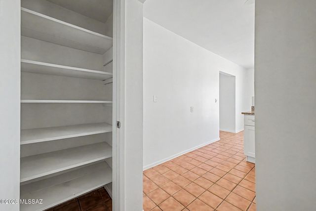 6619 E Scarlett Street, Tucson, AZ 85710