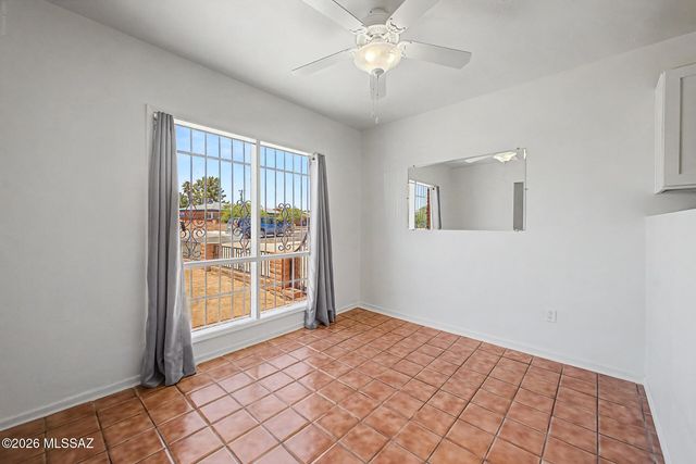 6619 E Scarlett Street, Tucson, AZ 85710
