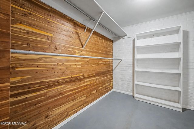 6619 E Scarlett Street, Tucson, AZ 85710