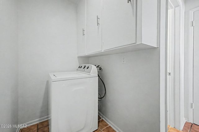 6619 E Scarlett Street, Tucson, AZ 85710