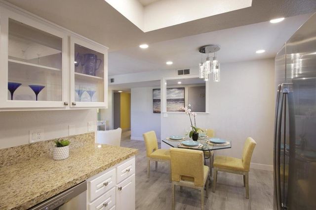 5301 E Waverly Drive 192, Palm Springs, CA 92264