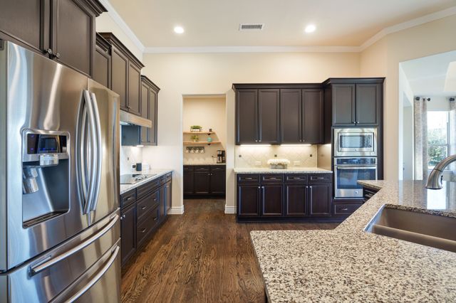 9709 Stonewood Drive, Denton, TX 76207