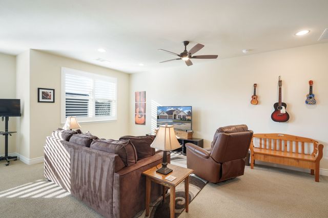 9709 Stonewood Drive, Denton, TX 76207