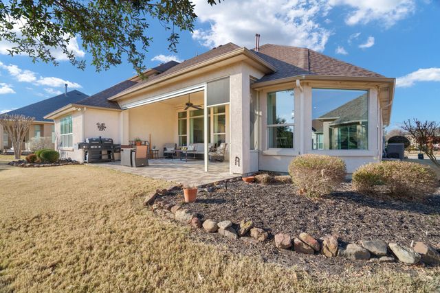 9709 Stonewood Drive, Denton, TX 76207