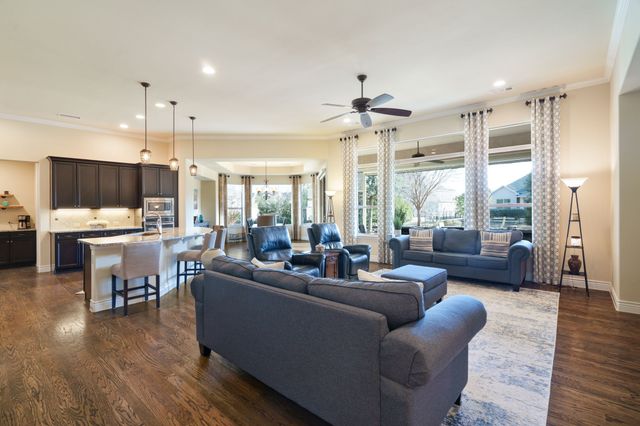 9709 Stonewood Drive, Denton, TX 76207