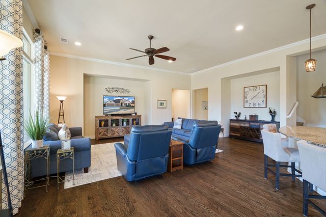 9709 Stonewood Drive, Denton, TX 76207