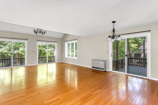 13 Emerson Way 13, Franklin, MA 02038