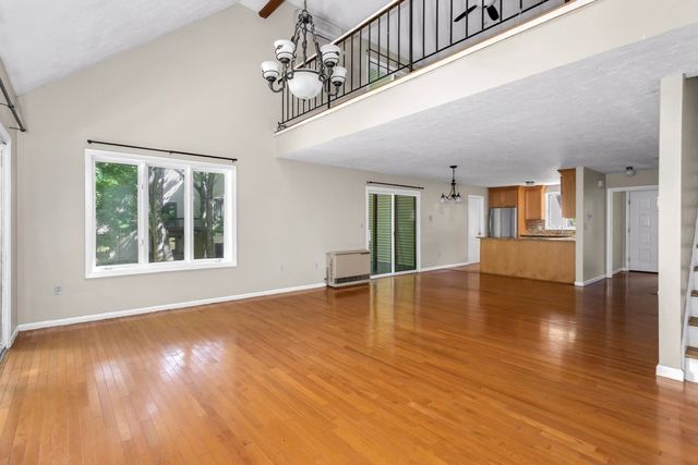 13 Emerson Way 13, Franklin, MA 02038
