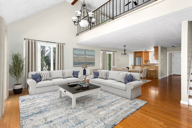 13 Emerson Way 13, Franklin, MA 02038