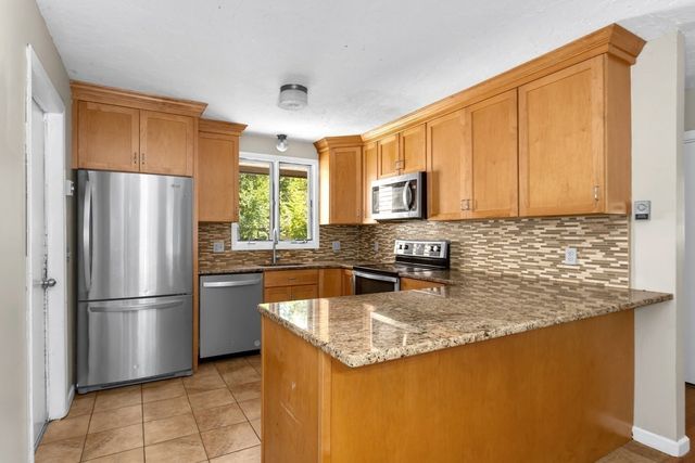 13 Emerson Way 13, Franklin, MA 02038
