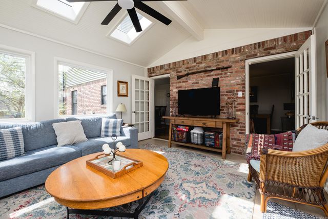 1003 McKinley Street, Little Rock, AR 72207