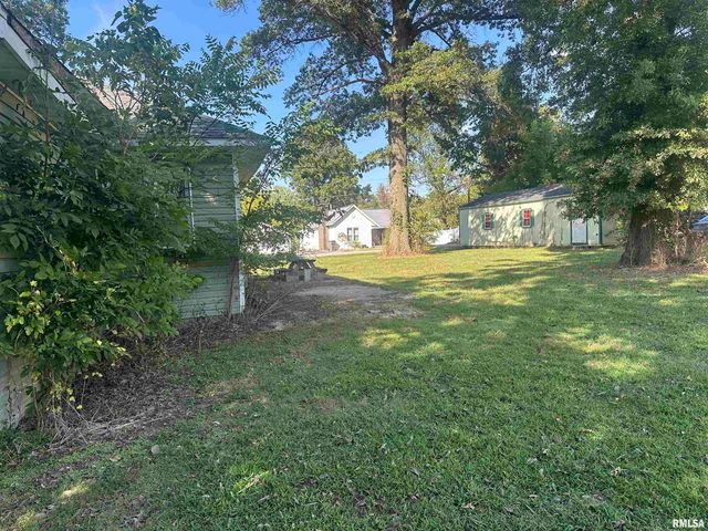 404 S JACKSON Street, Carterville, IL 62918