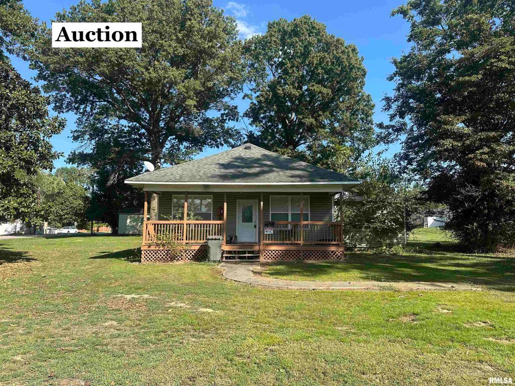 404 S JACKSON Street, Carterville, IL 62918