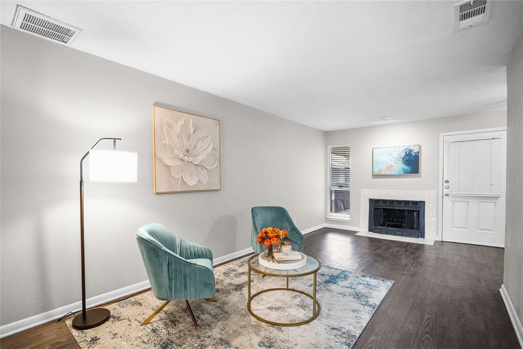 4502 Gaston Avenue 319, Dallas, TX 75246