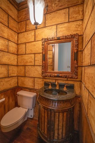 1895 County Road 3601, Edgewood, TX 75117