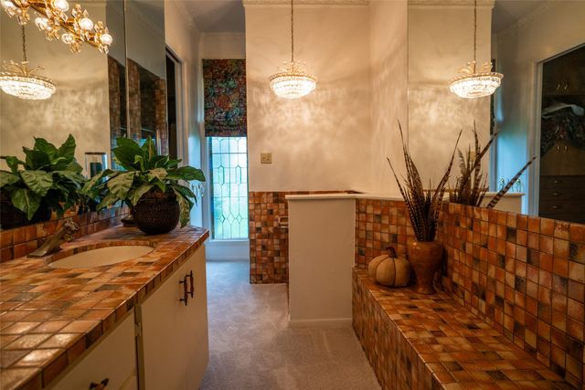 1895 County Road 3601, Edgewood, TX 75117
