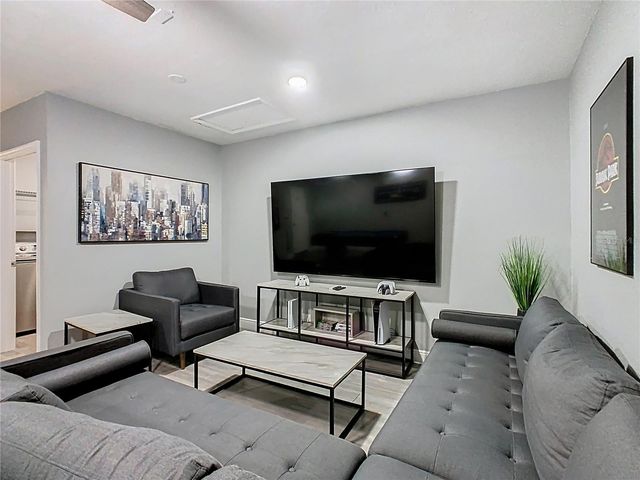 2619 DAULBY STREET, Kissimmee, FL 34747