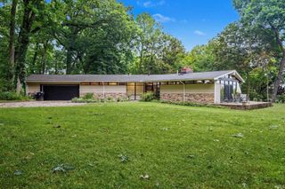 1910 Ribourde Drive, South Bend, IN 46628