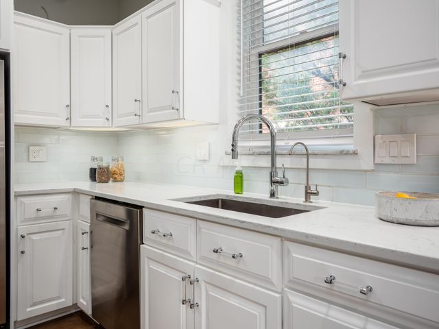 926 City Park Avenue, Columbus, OH 43206