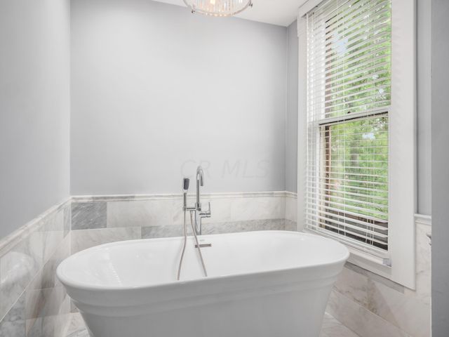926 City Park Avenue, Columbus, OH 43206