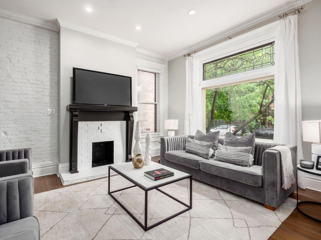 926 City Park Avenue, Columbus, OH 43206