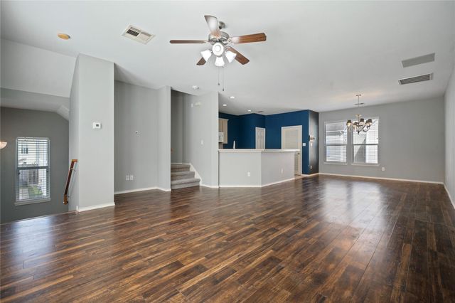 7022 Plum Creek Trail Lane, Houston, TX 77087