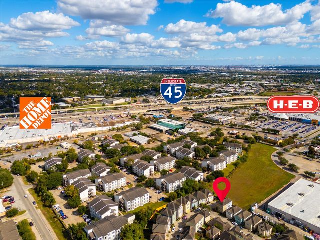 7022 Plum Creek Trail Lane, Houston, TX 77087