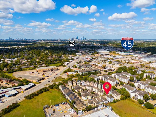 7022 Plum Creek Trail Lane, Houston, TX 77087