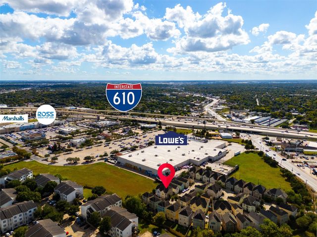 7022 Plum Creek Trail Lane, Houston, TX 77087