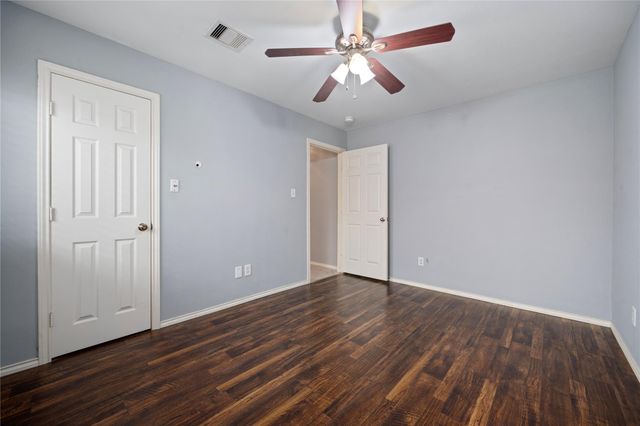 7022 Plum Creek Trail Lane, Houston, TX 77087