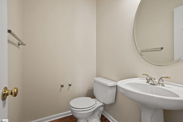 513 S Orchard Farms Avenue, Greenville, SC 29681