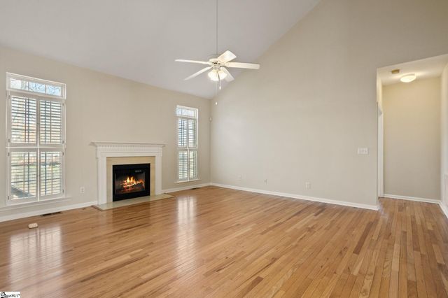 513 S Orchard Farms Avenue, Greenville, SC 29681