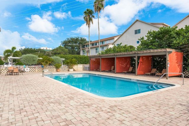 223 ISLAND WAY 2D, Clearwater Beach, FL 33767