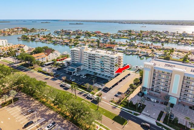 223 ISLAND WAY 2D, Clearwater Beach, FL 33767