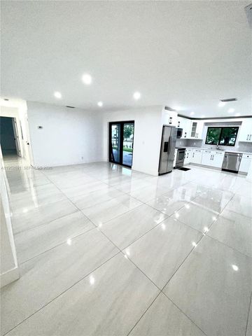 7590 Johnson St, Hollywood, FL 33024