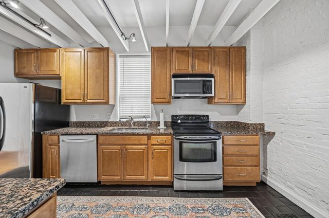 39 Clark Place, Columbus, OH 43201