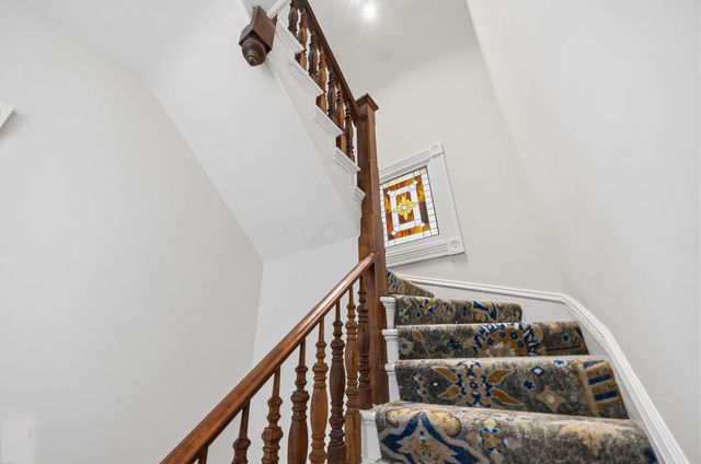 39 Clark Place, Columbus, OH 43201
