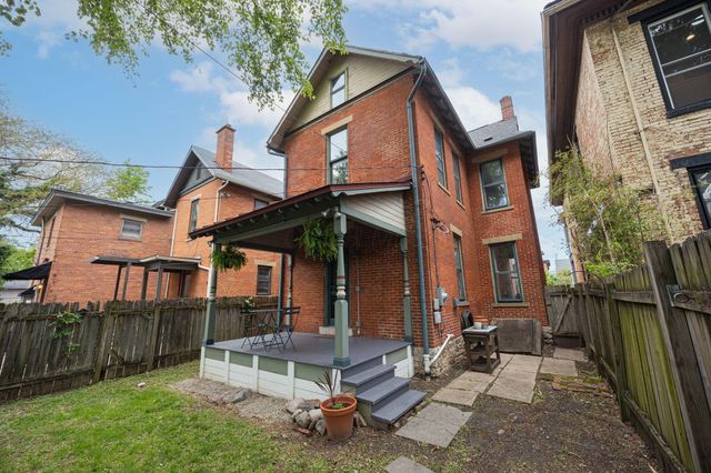 39 Clark Place, Columbus, OH 43201