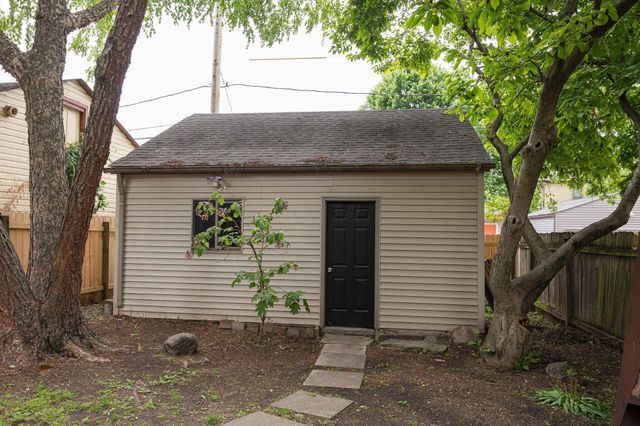 39 Clark Place, Columbus, OH 43201