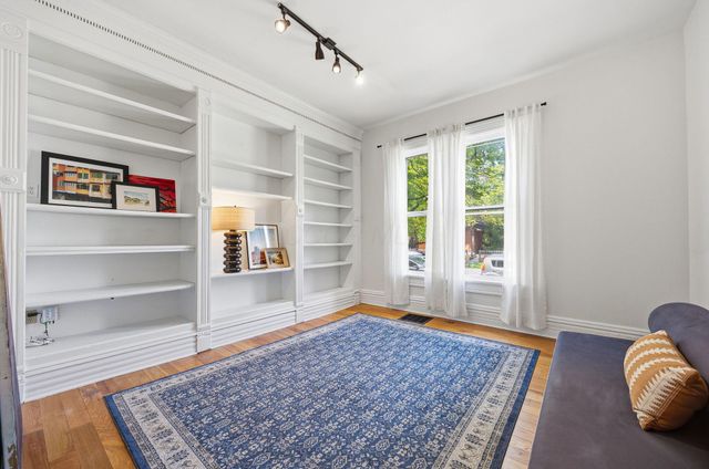 39 Clark Place, Columbus, OH 43201
