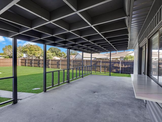 705 Green Canyon Drive, Mesquite, TX 75150