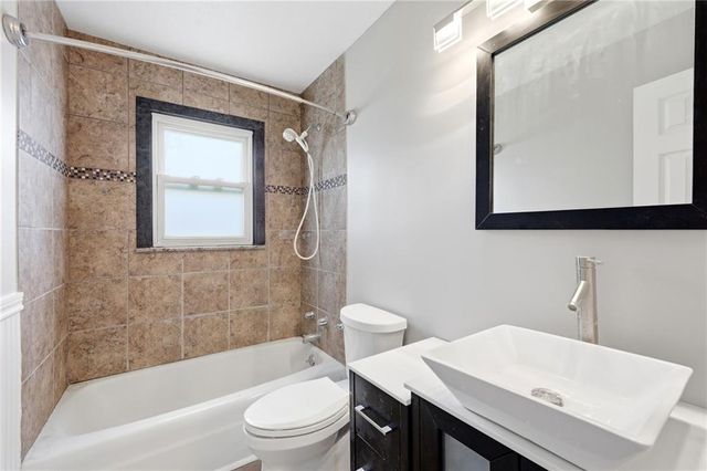 604 S Hickory Street, Gardner, KS 66030