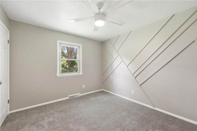 604 S Hickory Street, Gardner, KS 66030