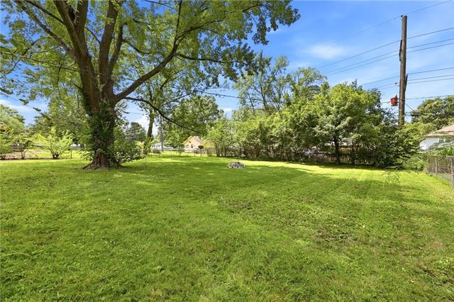 604 S Hickory Street, Gardner, KS 66030