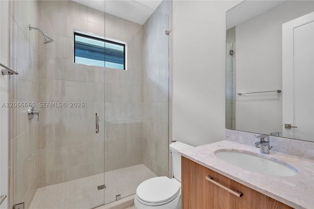 8217 NW 46th St, Doral, FL 33166