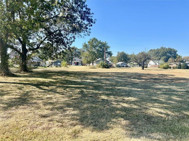 S Seminole Avenue, Haskell, OK 74436