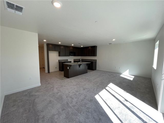 786 Stone Ridge East Avenue, Merced, CA 95341