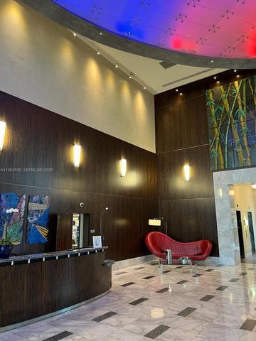 185 SW 7th St 3706, Miami, FL 33130